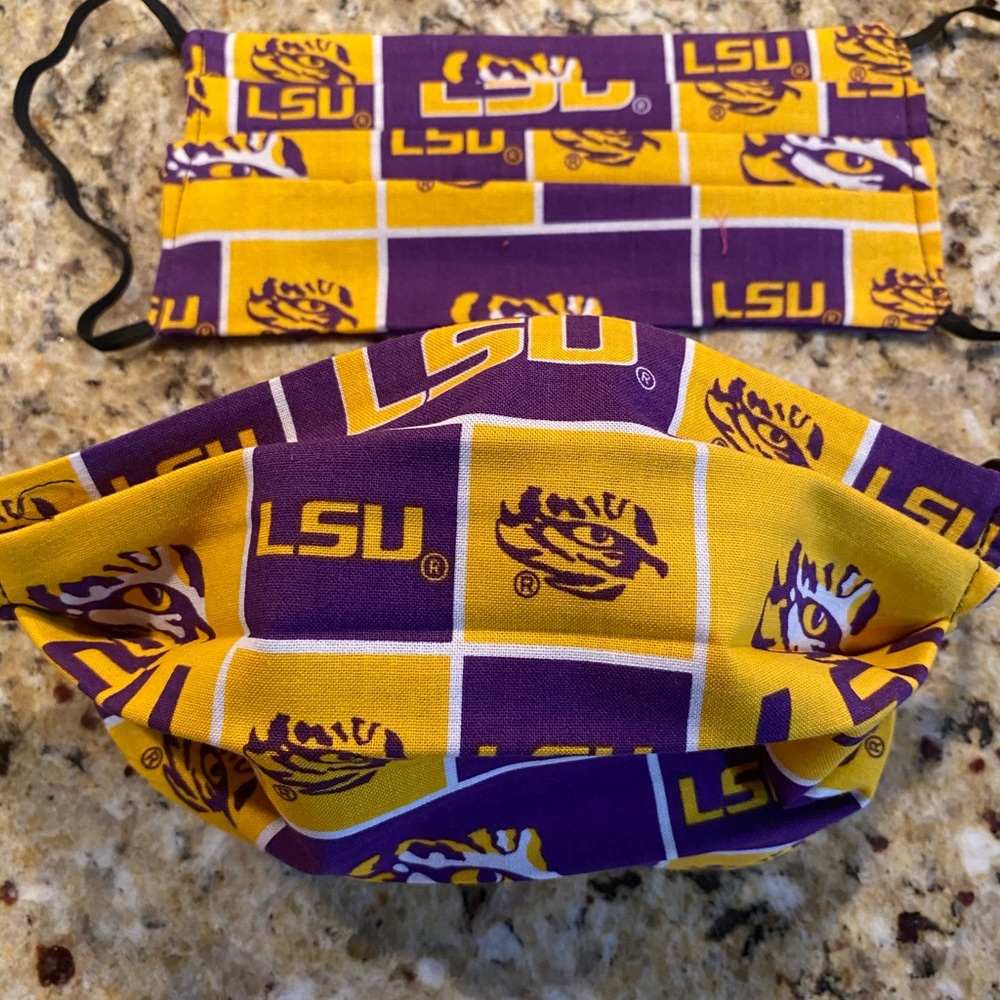 Lot 2 LADIES TEEN LSU TIGERS face mask